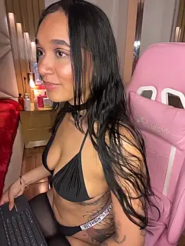 coraline vera online show from 03/25/26, 07:42