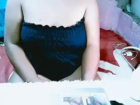 FlorMoreno Palangga online show from 12/04/25, 09:40