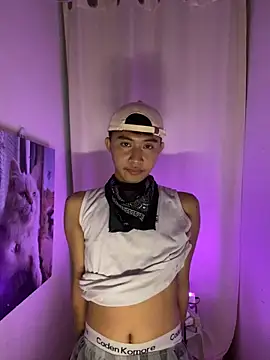 asiantwink0000 online show from 02/14/26, 10:01