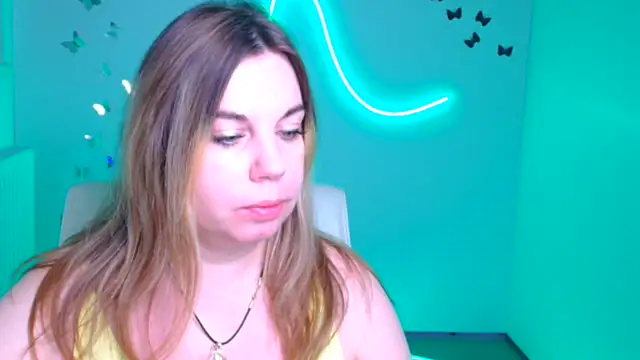 Amanda Swannn online show from 12/02/25, 06:41