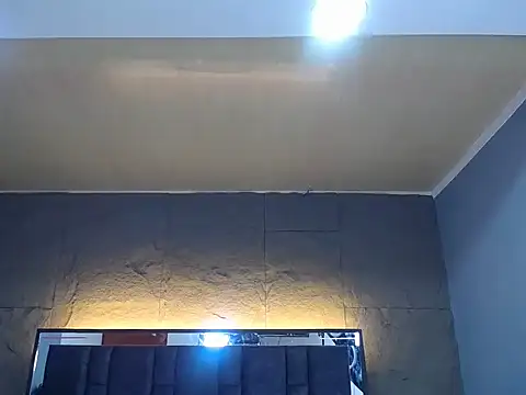 zamarahotcf online show from 12/04/25, 12:14