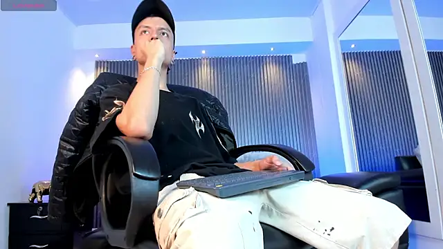 Bastthianxxx online show from 12/17/25, 07:31