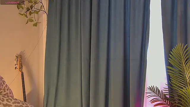 Snapshot of Jennifer_Wiliams chatting on 03/02/26, 06:36 Jennifer Wiliams online show from 03/02/26, 06:36