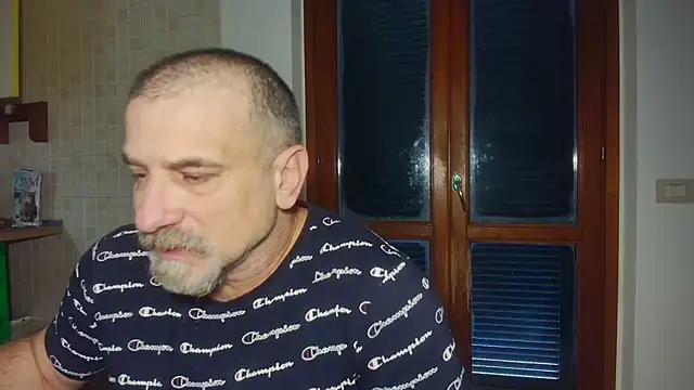 Mauro7788 online show from 12/19/25, 12:12