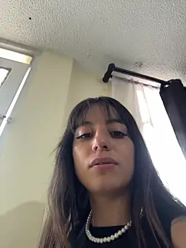 Mia fiire online show from 02/26/26, 07:13