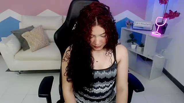 Snapshot of zahira1 chatting on 02/07/26, 07:17 zahira1 online show from 02/07/26, 07:17