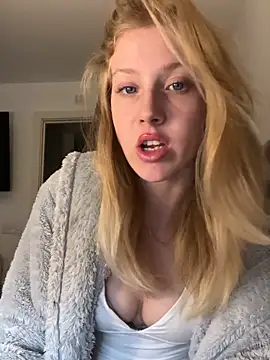 Snapshot of RosieLovexoxx chatting on 01/06/26, 01:15 RosieLovexoxx online show from 01/06/26, 01:15