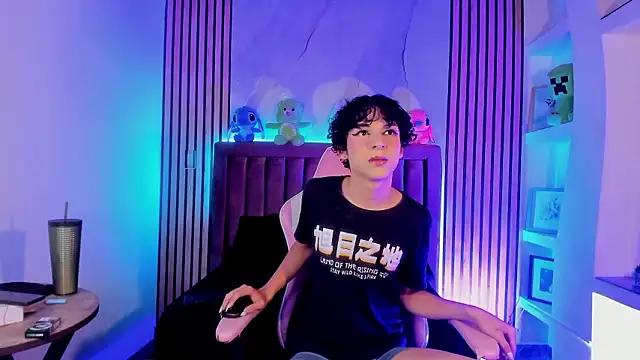 SthepanodiMonaco online show from 03/02/26, 10:49