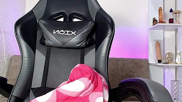 Nahomi rous777 online show from 02/03/26, 02:55