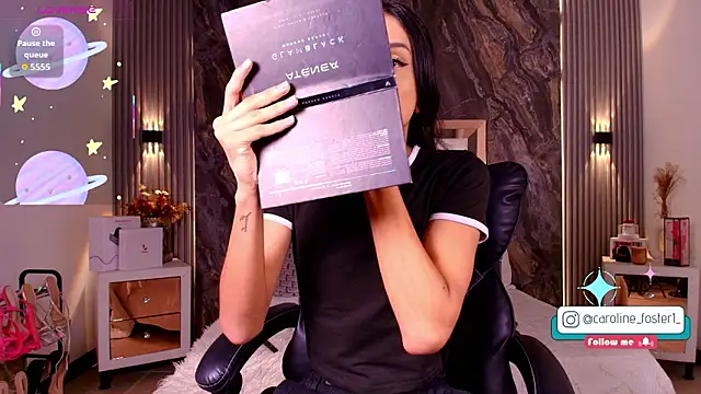 Snapshot of Caroline_foster1 chatting on 02/17/26, 12:12 Caroline foster1 online show from 02/17/26, 12:12