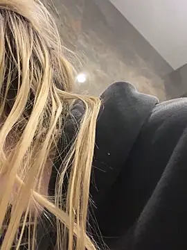 d0uble trouble online show from 02/04/26, 05:57