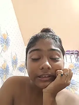 Cute diya023 online show from 07/15/26, 01:55