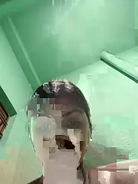 Cute diya023 online show from 07/18/26, 04:22