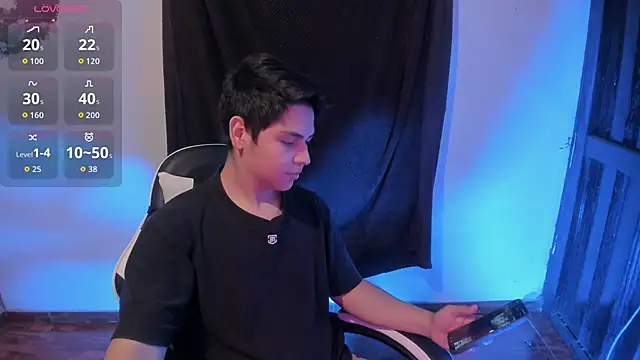 Asta YunoXXX online show from 12/20/25, 11:12