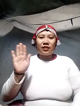 LeoPet2x online show from 12/22/25, 10:29