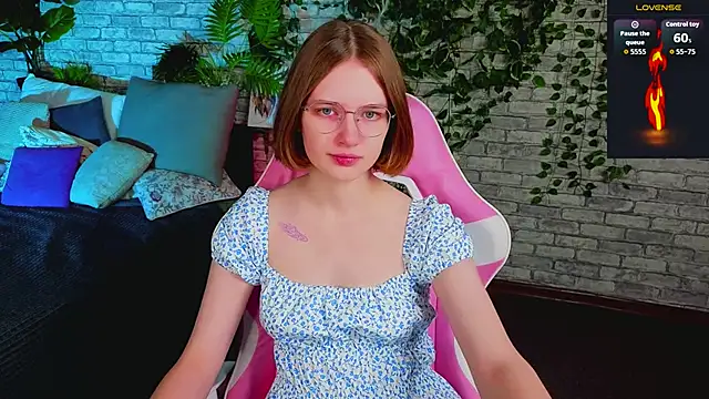 Snapshot of Mia_Mooore chatting on 02/01/26, 01:31 Mia Mooore online show from 02/01/26, 01:31