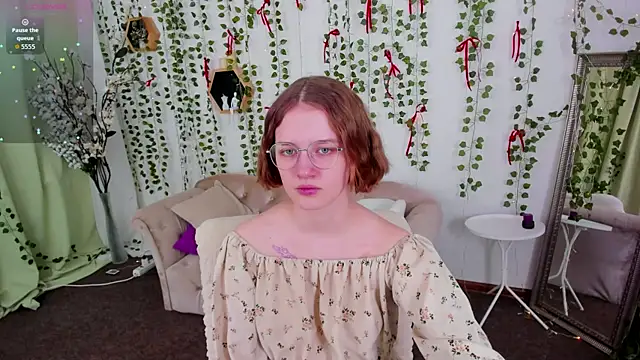 Snapshot of Mia_Mooore chatting on 02/28/26, 01:23 Mia Mooore online show from 02/28/26, 01:23