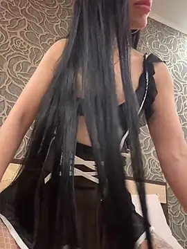 Sweet little gir online show from 04/18/26, 07:07