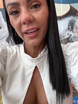 SofhiaTaylor online show from 02/19/26, 08:27