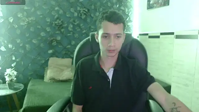 LucassSmith11 online show from 12/14/25, 11:26