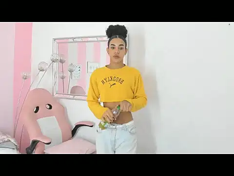 Amaia Monroe online show from 01/08/26, 10:06