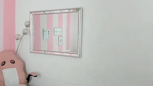 Snapshot of Amaia_Monroe chatting on 02/03/26, 03:04 Amaia Monroe online show from 02/03/26, 03:04