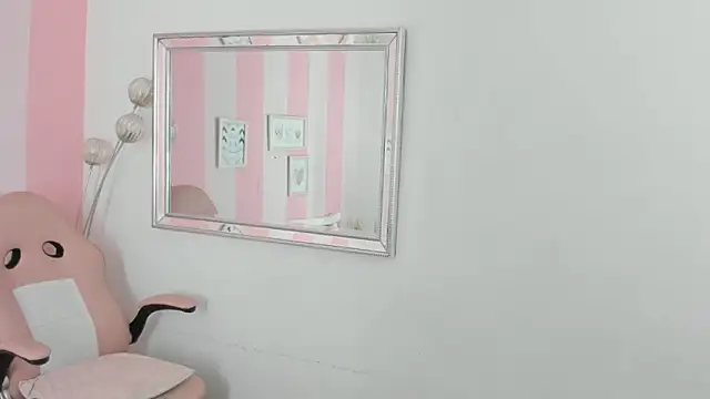 Snapshot of Amaia_Monroe chatting on 02/05/26, 05:56 Amaia Monroe online show from 02/05/26, 05:56