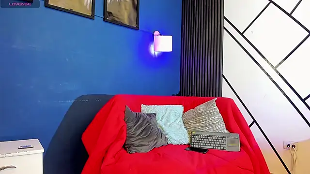 Sky Rivers online show from 12/02/25, 03:34