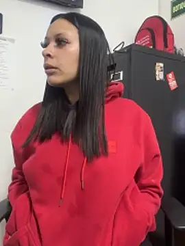 CRISTAL VIOLETA online show from 12/17/25, 12:44