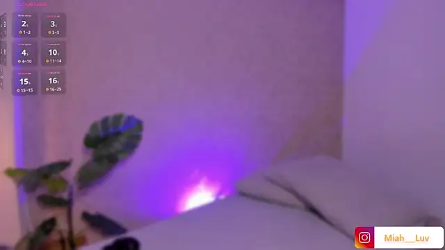 miah luv online show from 03/11/26, 07:53