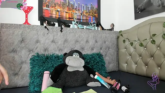 Melody Prescott online show from 02/02/26, 01:32