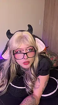 AryRousse online show from 12/17/25, 02:17