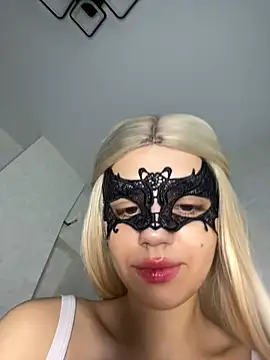 s4rah online show from 02/16/26, 09:38