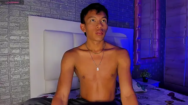 santinaughty online show from 01/10/26, 03:41