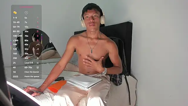 santinaughty online show from 03/02/26, 02:25