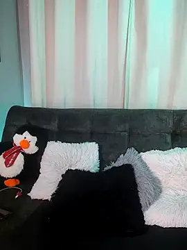 BonnieRitz online show from 12/01/25, 12:10