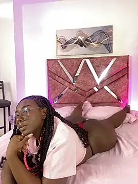 ZahhyGrey online show from 02/15/26, 07:32