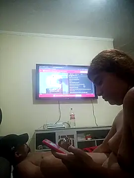 Snapshot of Rodrigues99 chatting on 02/19/26, 01:56 Rodrigues99 online show from 02/19/26, 01:56