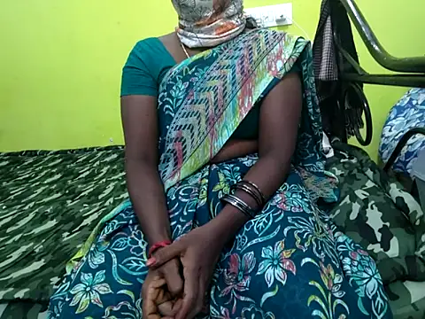 Snapshot of tamil_sumathi chatting on 06/19/26, 05:12 tamil sumathi online show from 06/19/26, 05:12