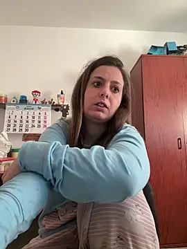 Sareyxon online show from 04/15/26, 07:04