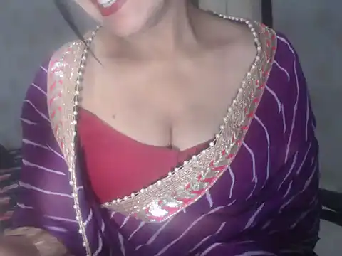 Snapshot of Hotronita123 chatting on 02/04/26, 05:13 Hotronita123 online show from 02/04/26, 05:13