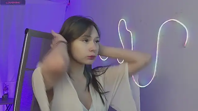 Snapshot of ReikoAckerman chatting on 12/19/25, 02:57 ReikoAckerman online show from 12/19/25, 02:57