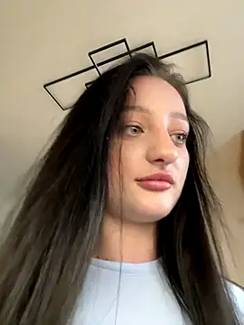 Monika Song online show from 12/02/25, 11:04