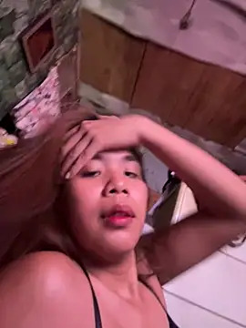 Snapshot of Margaux4U chatting on 04/10/26, 04:06 Margaux4U online show from 04/10/26, 04:06