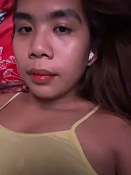 Snapshot of Margaux4U chatting on 04/11/26, 09:35 Margaux4U online show from 04/11/26, 09:35