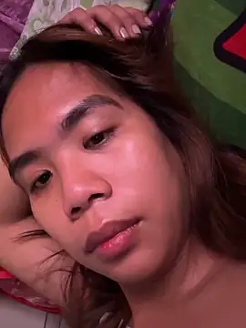 Snapshot of Margaux4U chatting on 04/12/26, 10:48 Margaux4U online show from 04/12/26, 10:48