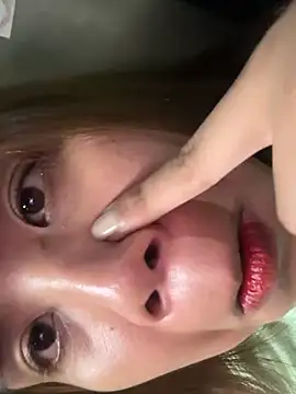 Snapshot of Margaux4U chatting on 04/13/26, 12:43 Margaux4U online show from 04/13/26, 12:43