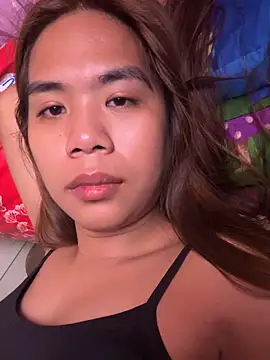 Snapshot of Margaux4U chatting on 04/15/26, 01:23 Margaux4U online show from 04/15/26, 01:23