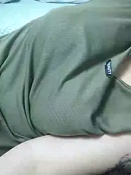 miniiceyya online show from 04/13/26, 04:01