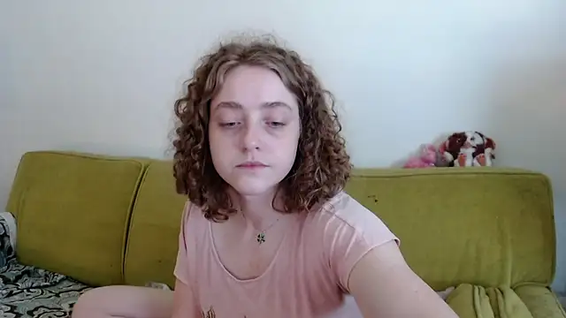 DeliaBlew online show from 06/02/26, 01:35